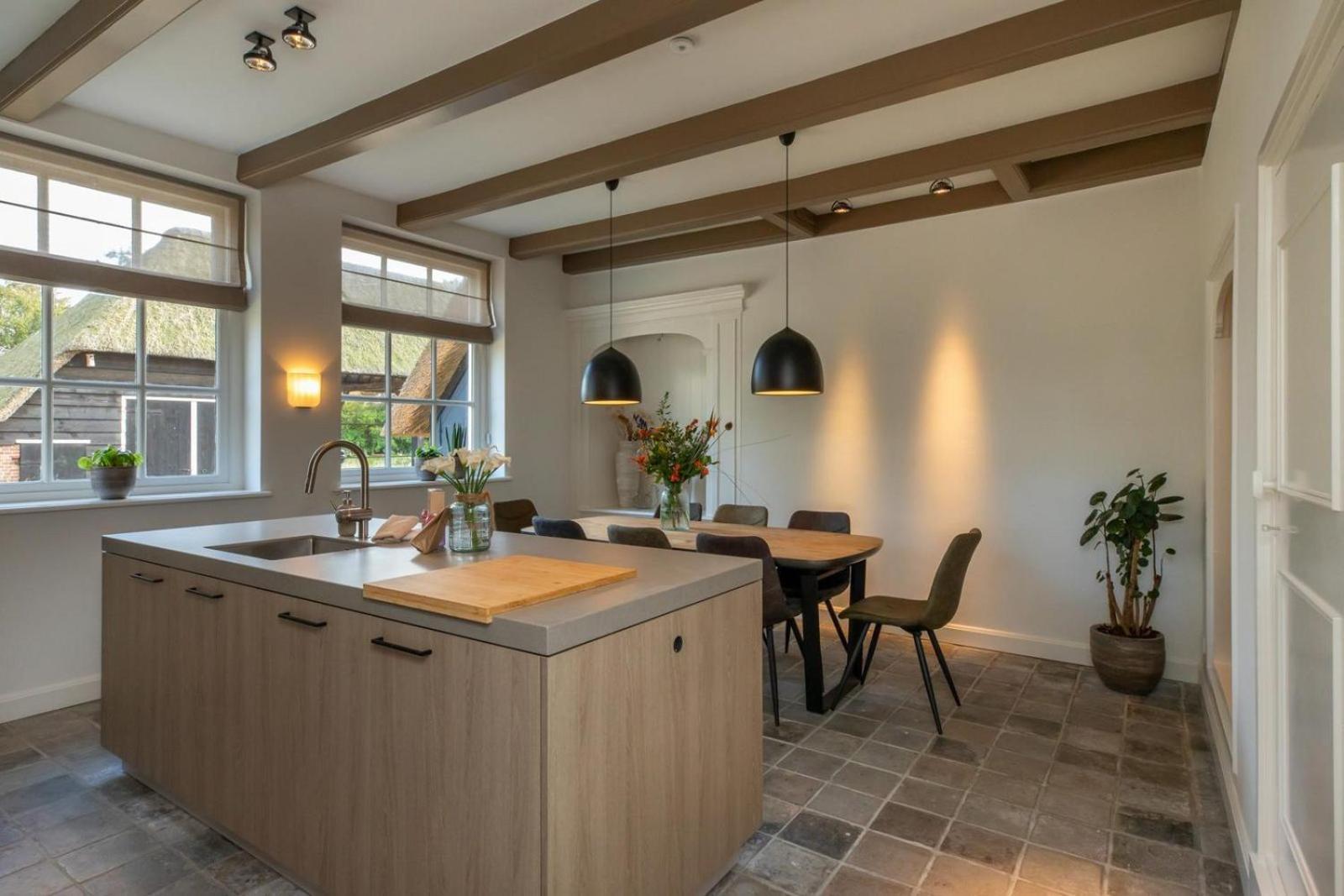 Vakantiehuis 'Boerderij Molenhof' - Stationsweg 5 | Heinkenszand Dış mekan fotoğraf